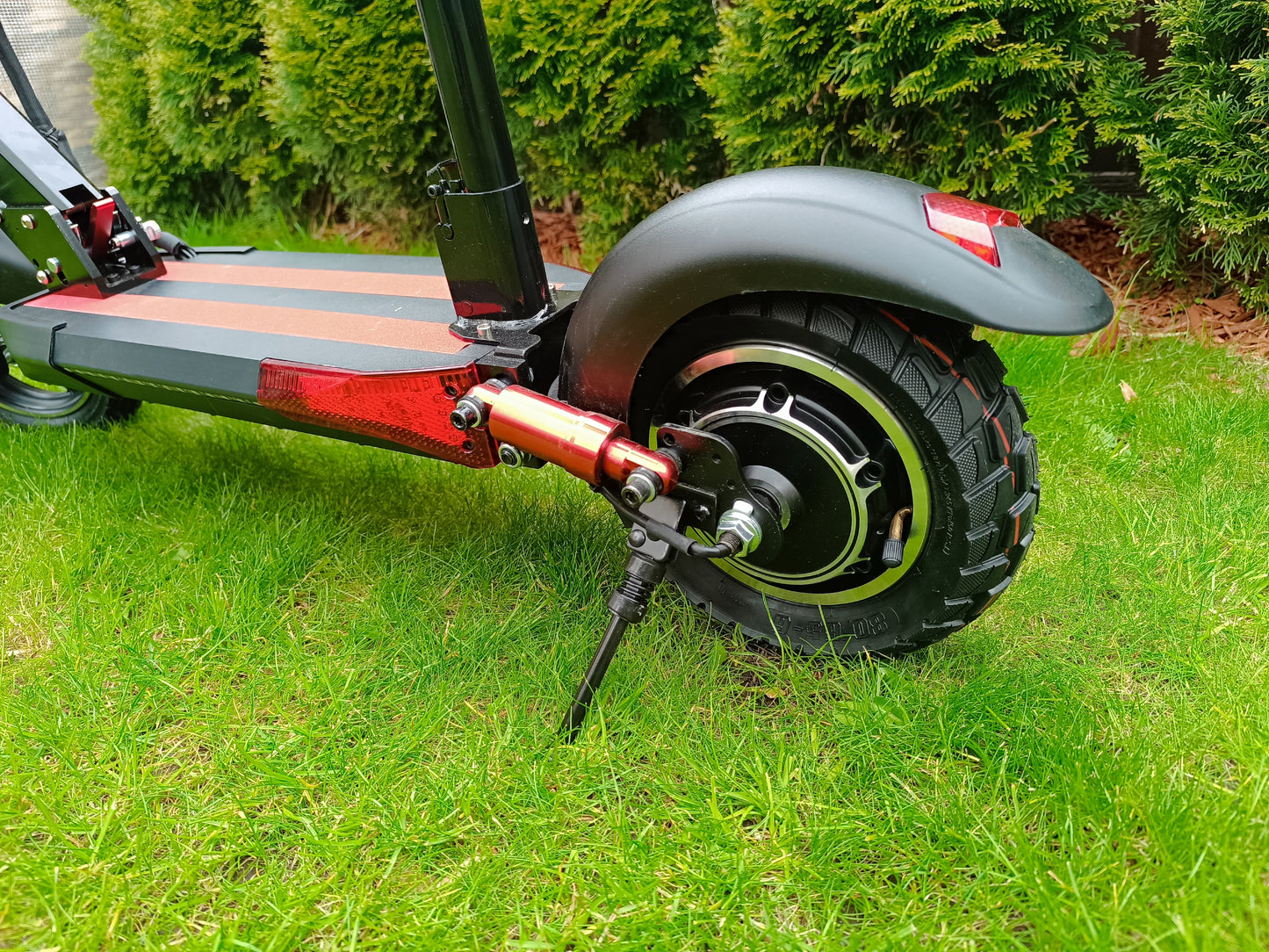 Electric Scooter With Seat for Adults, 20 Miles Range, Folding, 3 Speed Modes M4