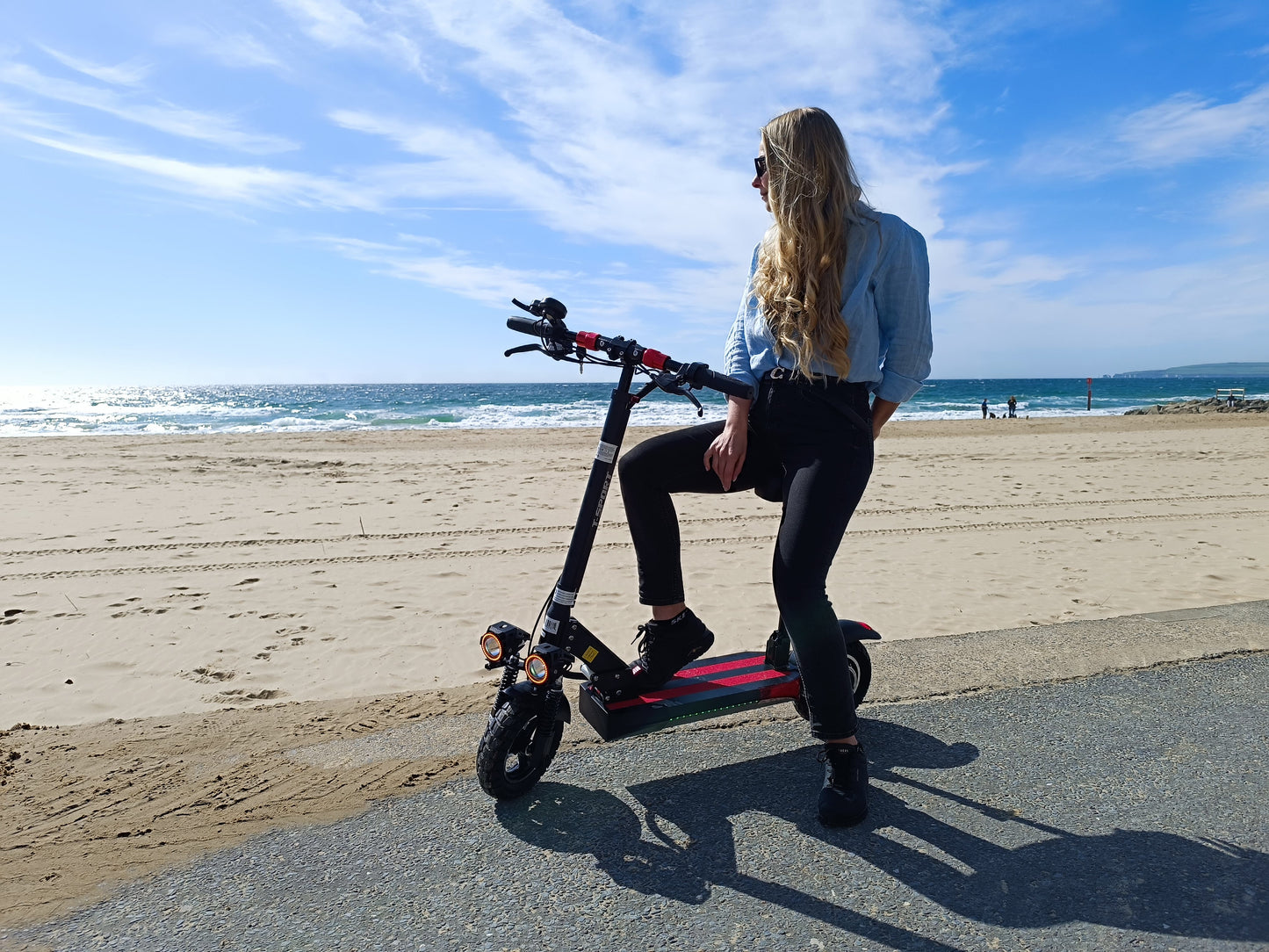 Electric Scooter With Seat for Adults, 20 Miles Range, Folding, 3 Speed Modes M4