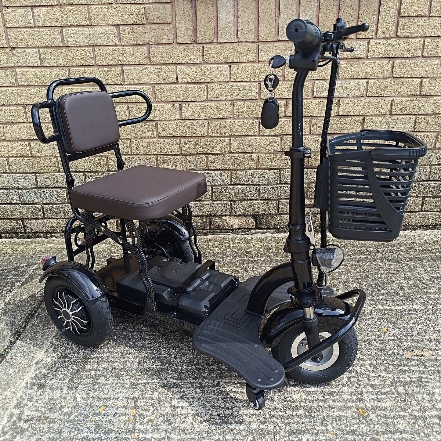 The Easy Folding 3 Wheel Mobility Scooter