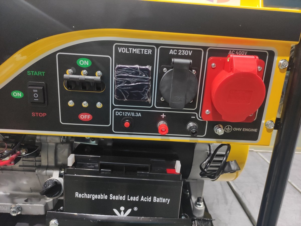 Portable Petrol Generator 8000W 8KW 10KvA 3 Phase 18HP 4 Stroke BS9500